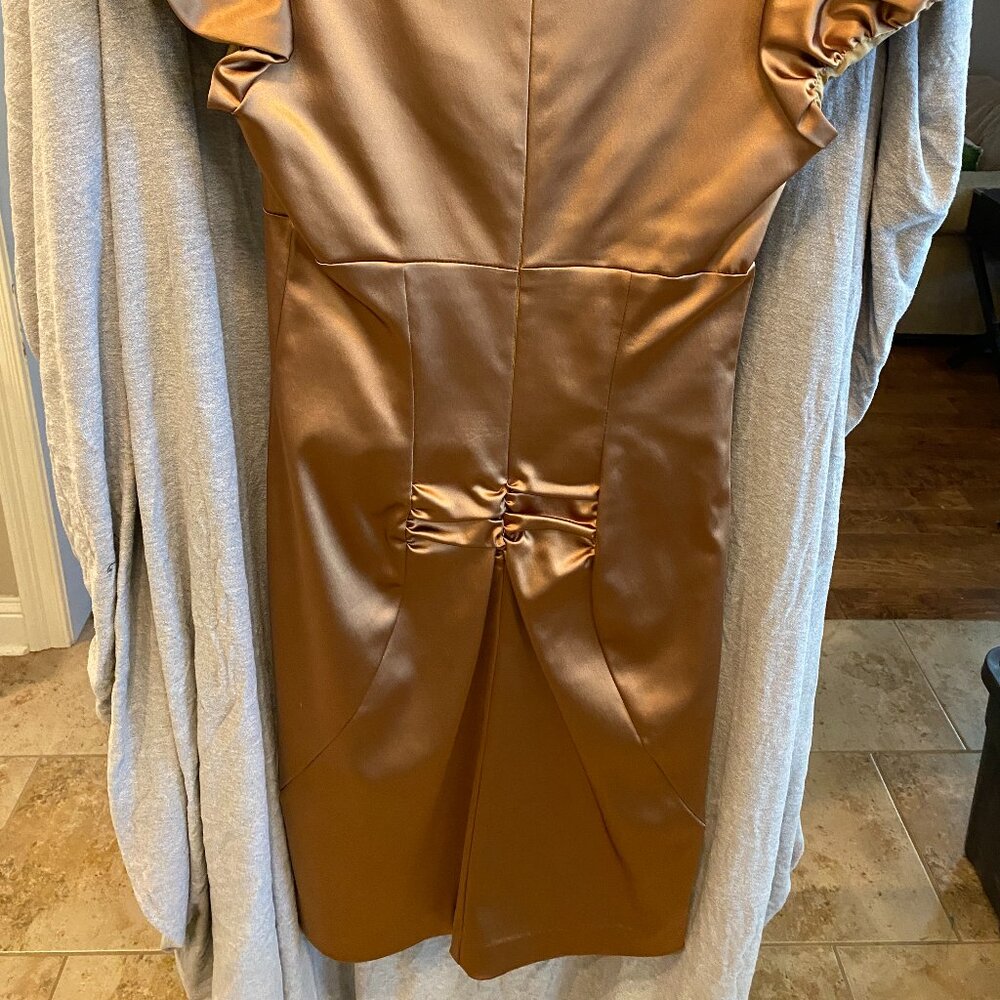 Nicole Miller Collection low neck half sleeve bronze cocktail dress Size 6 - Picture 10 of 10